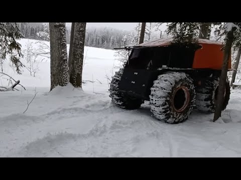 Видео: Зимняя рыбалка ,жор щуки ,клюет только подавай.Бортоприводный вездеход .Отличная погода .Жерлицы...