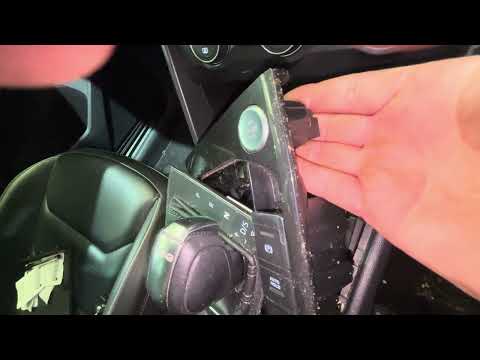 Видео: Неисправная кнопка зажигания Tiguan 2019 года, часть 2