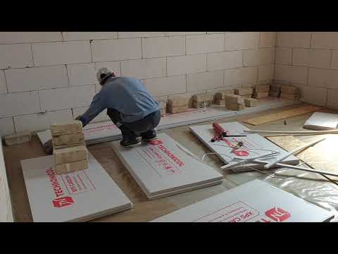 Видео: 48. Полы по грунту # Укладка утеплителя(ЭППС) на песок # Подготовка под укладку труб тёплого пола.