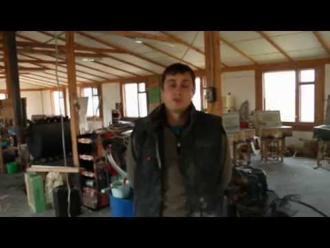 Видео: Заливка ульев из пенополиуретана. Оборудование для малого бизнеса. Заливка ППУ