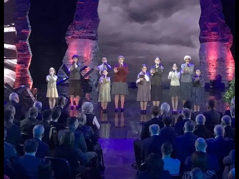 Видео: "Голос мамы".  Творческая мастерская  "Хвілінка".  Концерт- реквием "Каждый четвертый третий"