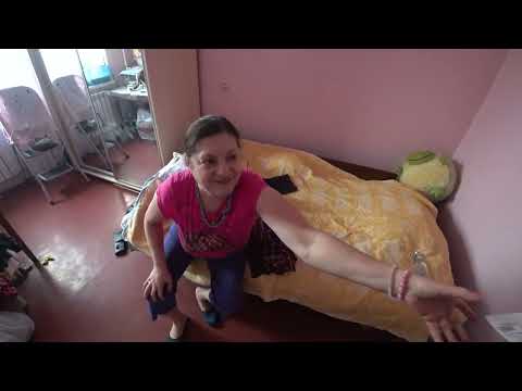 Видео: БАТЕ ПРИНЁС ГОСТИНЦЫ.. МАМА ЗАГОВОРИЛА ЗА РЕМОНТ