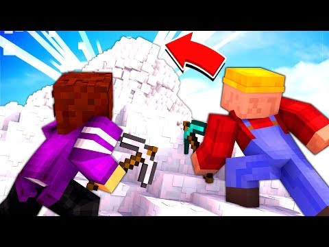 Видео: ПОХОД НА ЭВЕРЕСТ! Нас с Другом ЗАСЫПАЛО СНЕГОМ в майнкрафт 100% троллинг ловушка minecraft