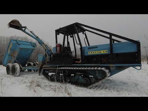 Видео: Самодельный мини-трактор. Работа трактора с экскаватором + прицеп.