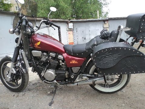 Видео: Обзор Honda VF750C Magna 1982-83.