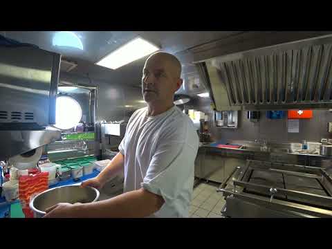 Видео: Дрожжевое тесто для пиццы