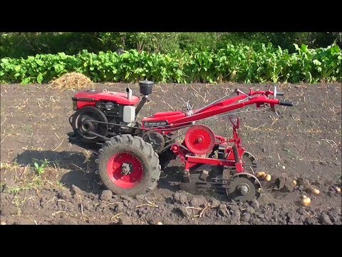 Видео: ПОЛЕВЫЕ ИСПЫТАНИЯ самодельной грохотной картофелекопалки.