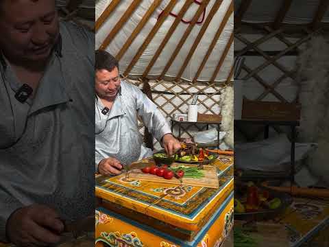 Видео: Шарсан махыг ногоогоор хучаад идэх ч занзаски шдээ