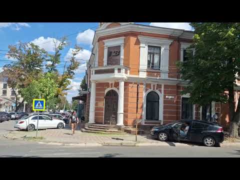 Видео: Армянская улица в Кишиневе - разбитая, но любимая