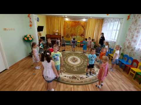 Видео: Танец А.Евдотьевой «Улыбнись». Старшая группа 11