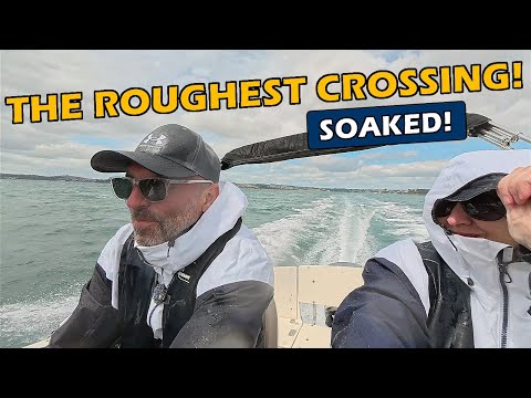 Видео: Наше САМОЕ ТРУДНОЕ морское путешествие и волшебная встреча с дельфинами! — Часть 3 из 3