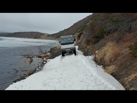 Видео: Полуостров Терпения /2 часть/ Тяжёлый песок, море во льдах и на одну собаку стало больше.