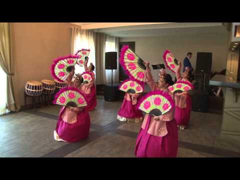 Видео: Танец Корейский с веерами