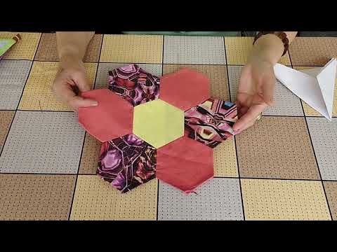 Видео: Лоскутное шитьё. Ручная сборка геометрических фигур по шаблону.