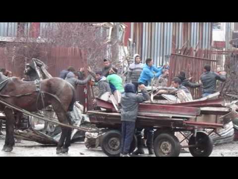 Видео: Гетото "Виетнамски общежития", разграбване общежитието на Егида.