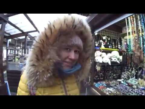 Видео: БАЙКАЛ ЛИСТВЯНКА 2020. РЫНОК, КАК ОТЛИЧИТЬ ОМУЛЬ ОТ ПЕЛЯДИ? ПЕРВЫЙ ЛЕД, ОПАСНЫЙ ВЫХОД НА ЛЕД!