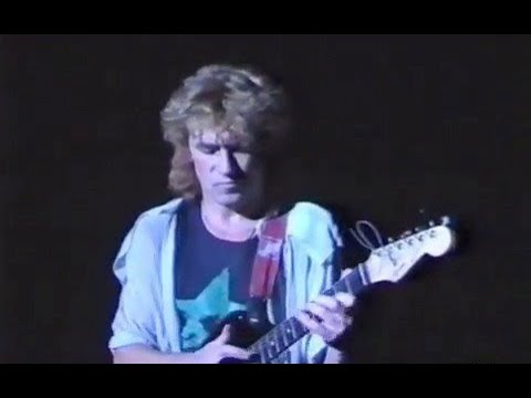 Видео: Владимир Кузьмин и гр. Динамик концерт во Двореце спорта Динамо 1988 года