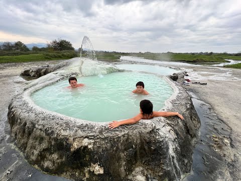 Видео: Психонули и уехали из Батуми! Рача , Серный источник, Кутаиси . Небольшой спонтанный отпуск в Грузии