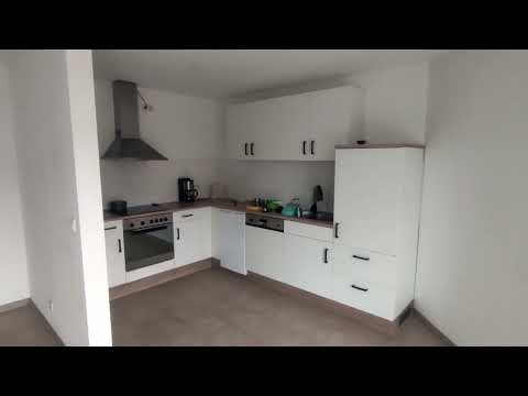 Видео: Переезд из хайма в квартиру. Поздние переселенцы. Обзор новой квартиры