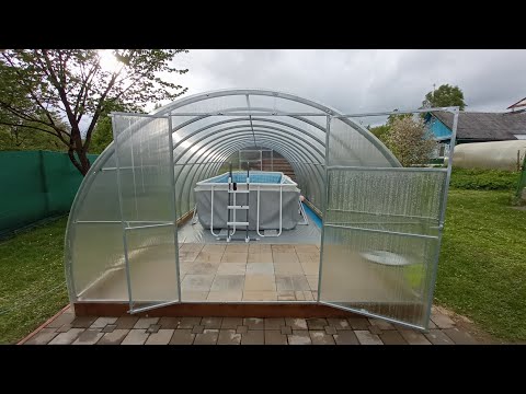 Видео: Увеличиваем нашу теплицу для бассейна. Будет новое место для отдыха!