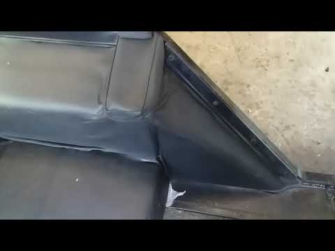 Видео: Востановление МТЗ-82 обшивка большой кабины и клипсы ч.2