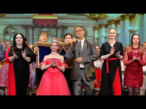 Видео: "Баба Яга ПРОТИВ!" , Праздничное "Посвящение в хореографы" в ДХШ Ставрополя (микс от 23.12.2023 г)