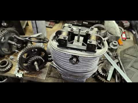 Видео: Шпильки гбц Урал  м10х1 . Теперь затянем. 
