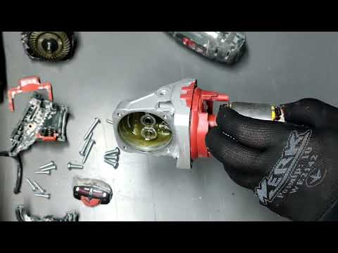 Видео: Нюансы в ремонте болгарки Metabo WVB 18 LTX BL 15 - 125