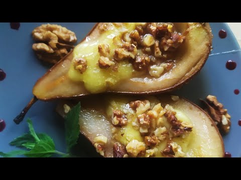 Видео: Груша запечённая с сыром бри и орешками🍐😋