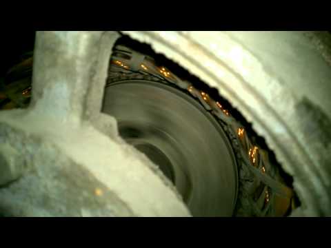 Видео: Лифт едет, но стоит