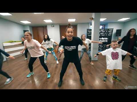 Видео: Школа дэнсхолла| Урок 7| Движения Get There, Gimme Way и Shockwave