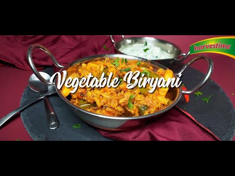 Видео: Овощной бириани с замороженными овощами Harvestime | Пошаговое вегетарианское бирьяни | Рецепты E...