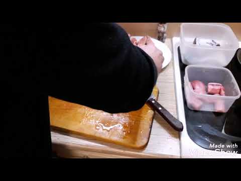 Видео: КРАСНАЯ РЫБА  , ГОРБУША В МИКРОВОЛНОВКЕ .