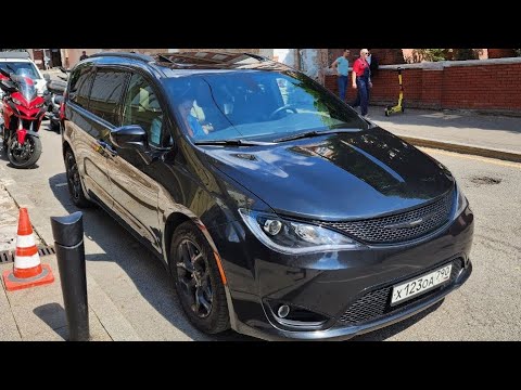Видео: Chrysler Pacifica 2018, live обзор
