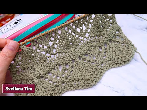 Видео: Ажурный узор спицами "Треугольники" для джемпера, кардигана, шарфа - еще один красивый рисунок.