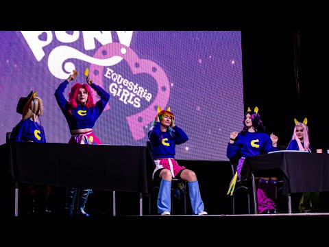 Видео: Косплей дефиле Equestria girls – Cafeteria song. Baikal Geek Con. 17.02.24г