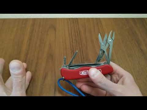 Видео: О выборе солдатского швейцарского ножа Victorinox 111мм.
