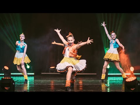 Видео: "Беспокойная я" - Образцовый коллектив хореографический ансамбль "Лукоморье"