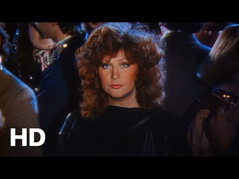 Видео: Алла Пугачёва - Без меня (Official HD Video)