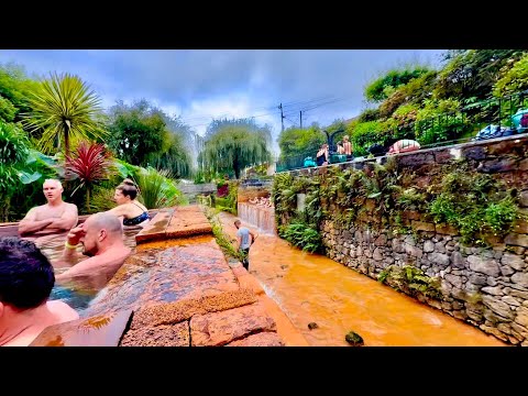 Видео: Мы на одном из самых известных источников, я думала что Олег Алексеевич побьет садовника,а меня люди