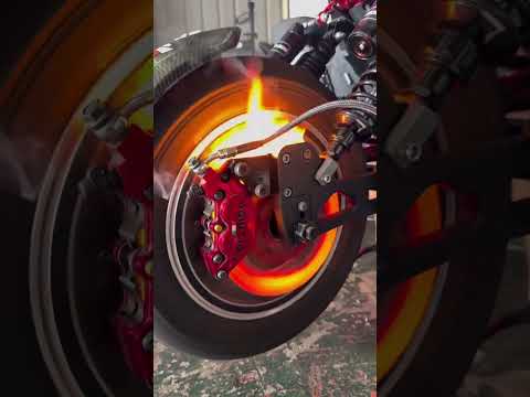 Видео: Самокат і гальма Brembo