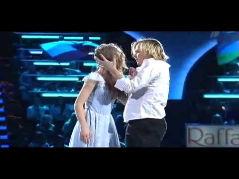 Видео: Лиза Арзамасова и Максим Ставиский - Восьмиклассница