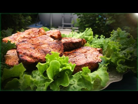 Видео: СТЕЙК из СВИНИНЫ и БРУСКЕТТЫ на ГРИЛЕ. ОЧЕНЬ ВКУСНО!