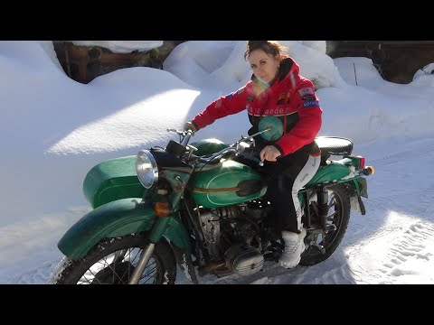 Видео: Прокатилась на "Урале" зимой ,соседи в шоке!