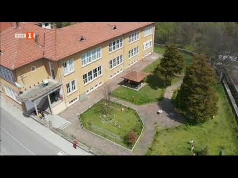 Видео: ОУ „Паисий Хилендарски“ в с. Лесидрен – училище с традиция, "Малки истории" 21.06.2021 г. по БНТ