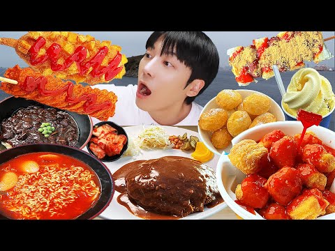 Видео: АСМР МУКБАНГ | Лапша с черной фасолью, десерт, жареный цыпленок, кимчи, рецепт колбасы, есть !