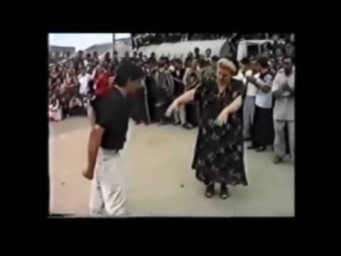 Видео: Самая  "лучшая" лезгинка!!!