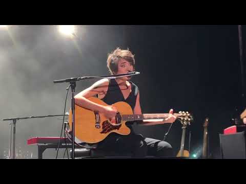 Видео: Земфира – Goodbye / «Гудбай» (Дубай, 2019)