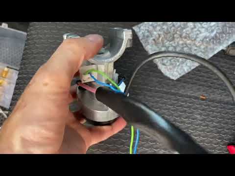 Видео: ACC для магнитолы в Lada Granta fl