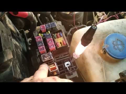 Видео: KIA SPORTAGE I 2004г заглохла на ходу,и больше не заводится.